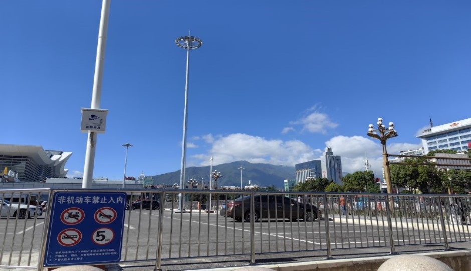 中国家具协会戴志鹏副主任莅临山东省家具协会调研座谈